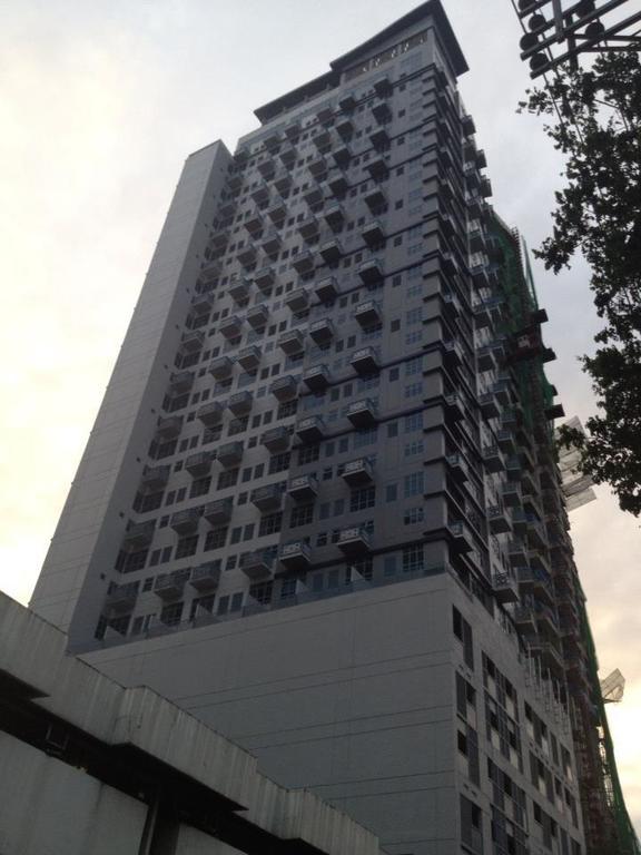 Eton Parkview Greenbelt Hotel Manila Exterior photo